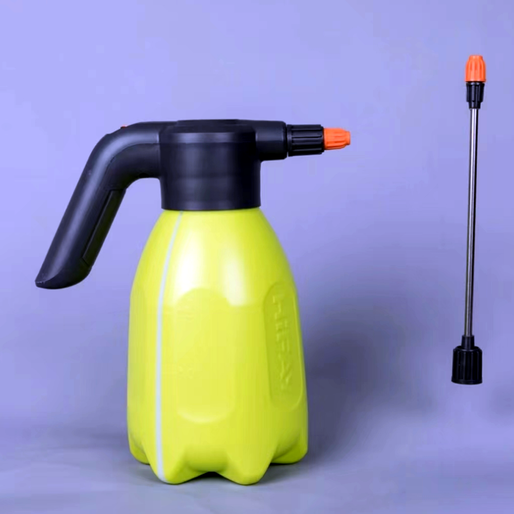 Electric spray bottle extension pole