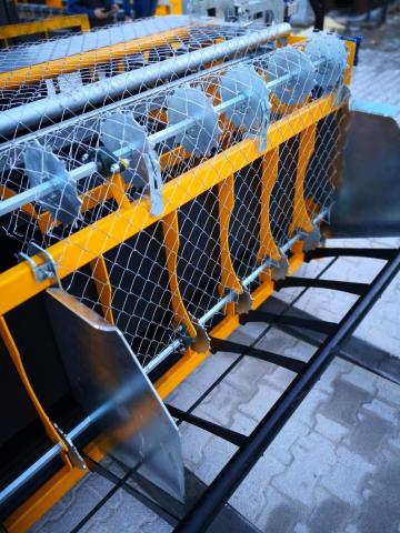 High speed single wire chain link fence machine