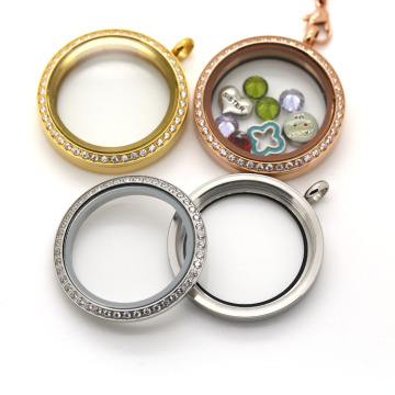 Glass locket pendant with CNC stone setting