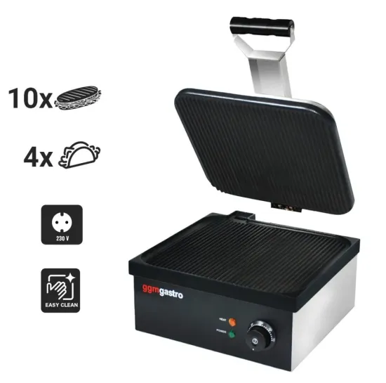9-Slice Toaster with Integrated Bun Warmer