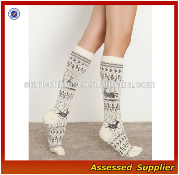Women Novelty Gift Socks/Good knitted Pattern Women Christmas Socks/Women Knee High Holiday Christmas Socks