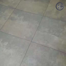 Pisos elegantes con textura de piedra para un diseño contemporáneo