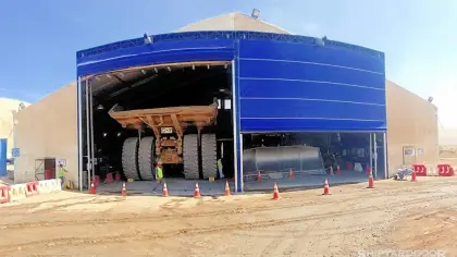 Oversized industry high speed flexible door