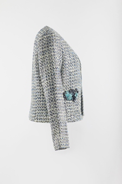 Short fitting sweet coat