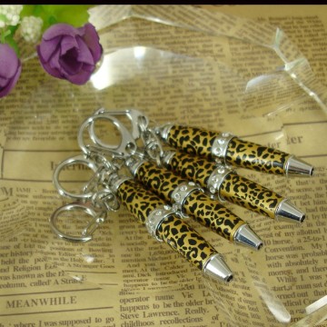 Length 62mm Pocket size Ballpoint Pen Popular and novelty design key ring Ornaments Crystal Fashion Mini Pen