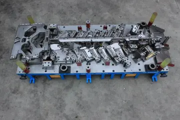 Hard Steel Automotive Progressive Die