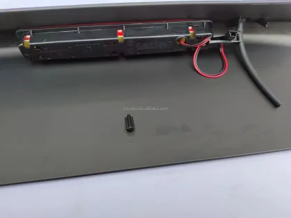 High Mounted Brake Light Tailgate Brake Light Taillight for Discovery 4