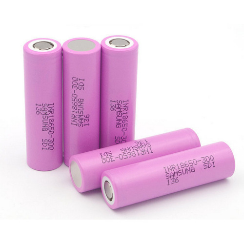 Batteria agli ioni di litio 18650 3,7 V 3000 mAh 12,95 Wh