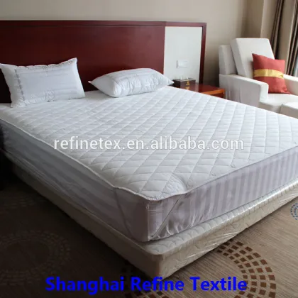 quilted mattress protector/pad