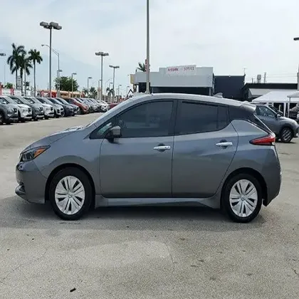 Pure Electric Car Nissan Leaf 2022 Model