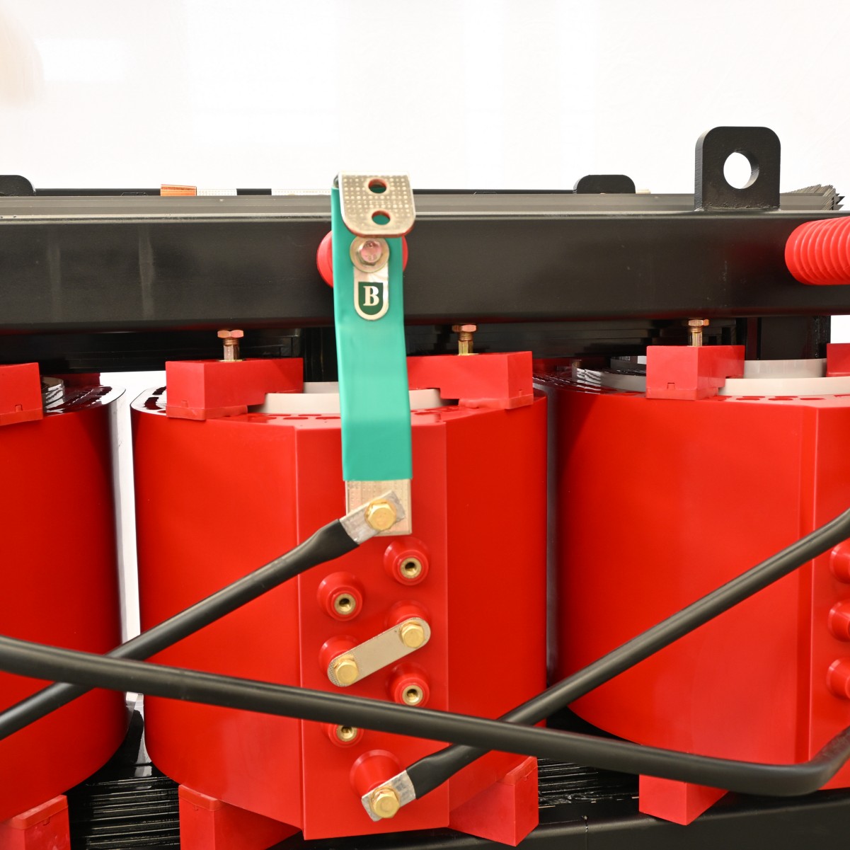 Dry-type transformer housing