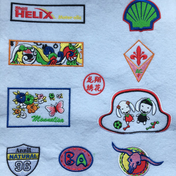 Patch per ricamo badge loop design personalizzato per vestiti