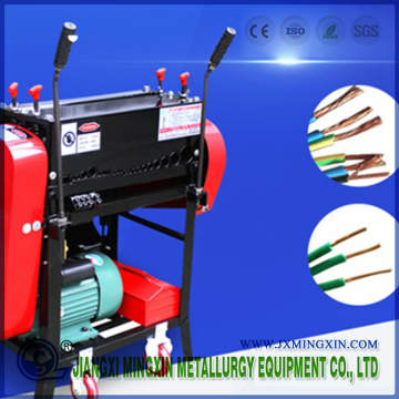 Machine automatique de dépouillement de câble de cuivre de rebut