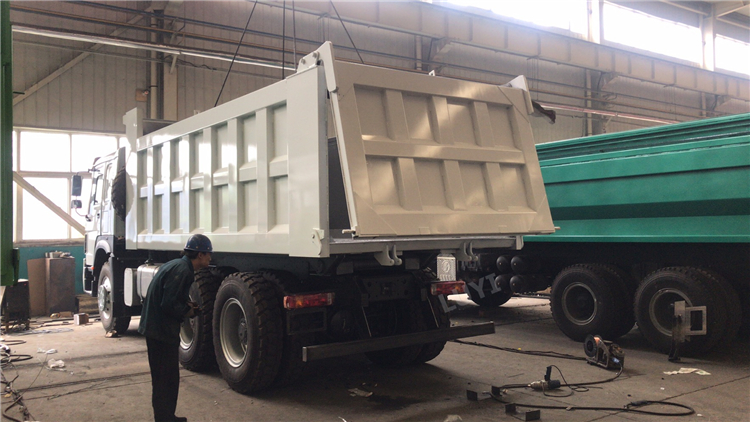 Howo dump truck 371hp tipper trucks