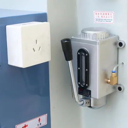 Precision Manual Surface Grinders Manufacturer: M250 Mini Surface Grinding Machine