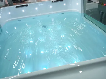 Wholesale Baby Spa Supplies: Swim Baths and Acrylic Baby Pools