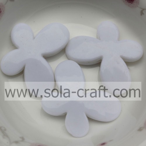 Smooth Face Opaque Butterfly Acrylic Beads For Decoration