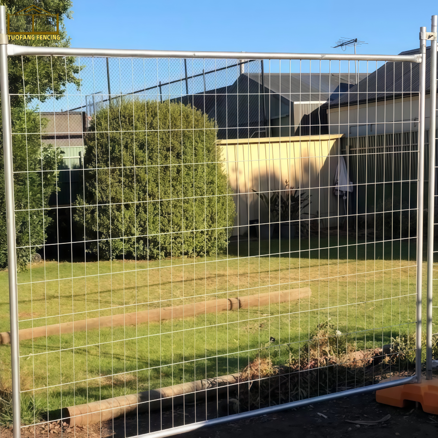 Портативный временный забор для обеспечения безопасности мероприятий