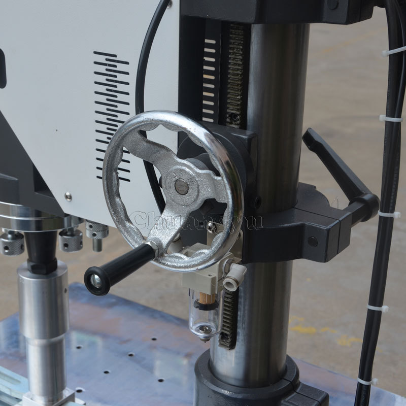 Top Ultrasonic Welding Machine