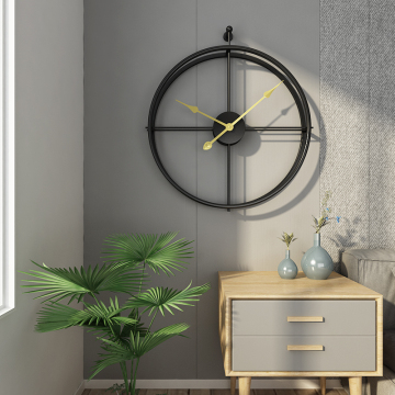 Minimalist Metal Frame Wall Clock with Large Pointers