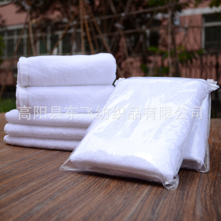 100 Cotton Hotel Towels