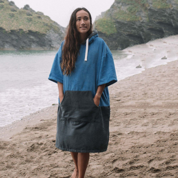 Custom Eco Travel Comfortable Hoodie or Poncho with Embroidery/Printing Logo