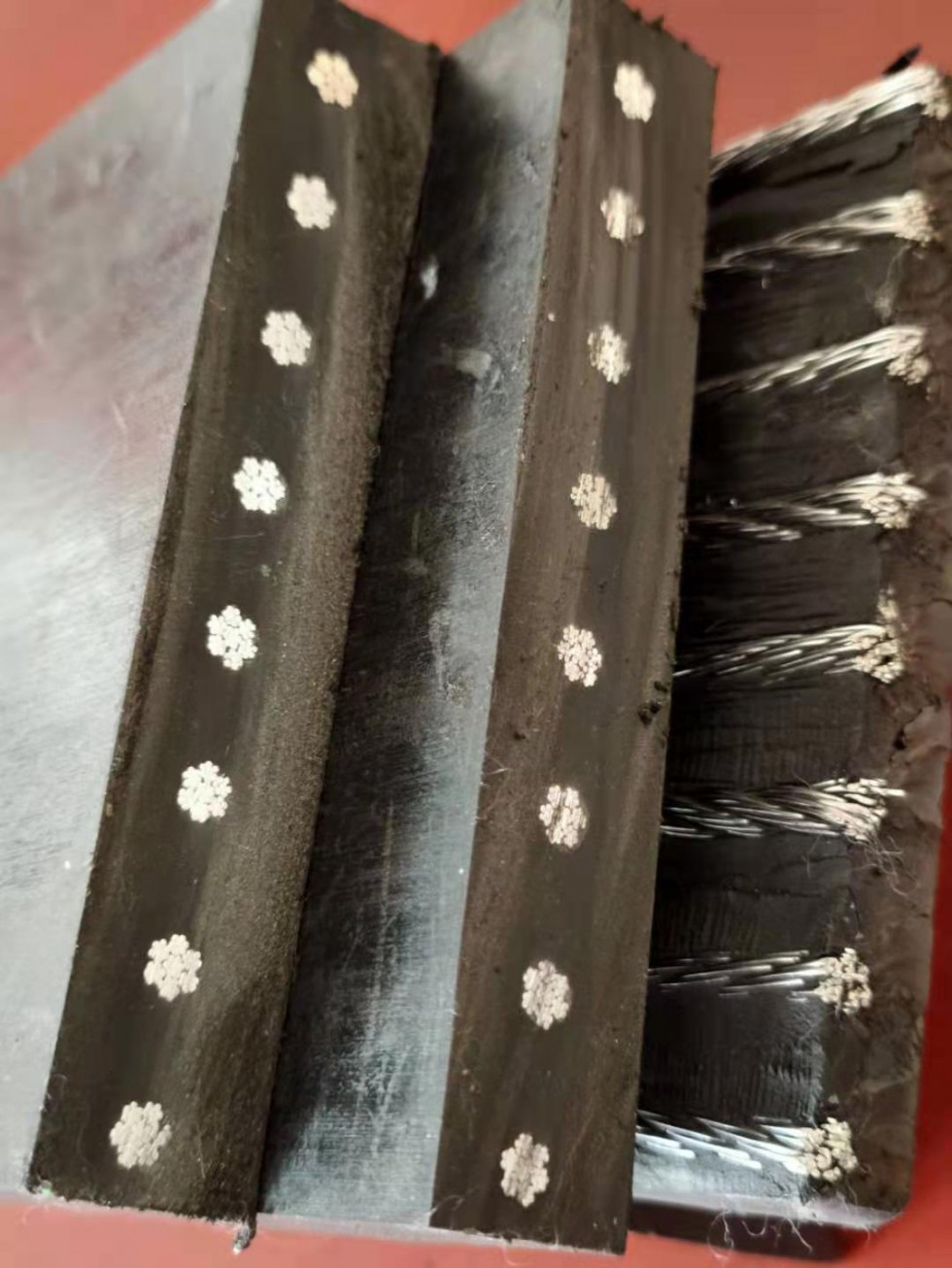 ST1600 Hochtemperaturbeständiger Stahlförderband