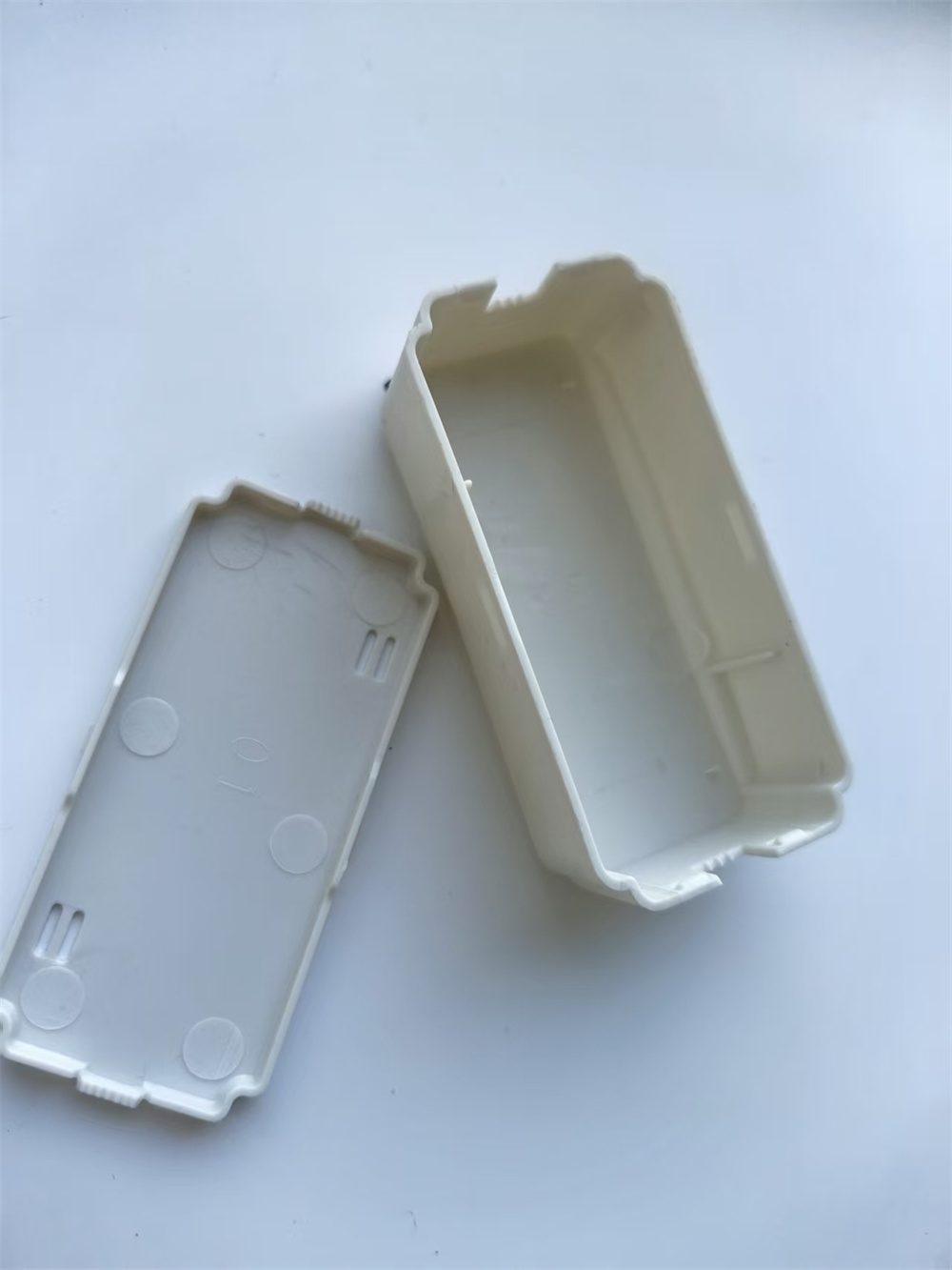 Electrical housing injection molding (7)