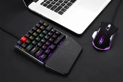 Wried RGB Game keyboard