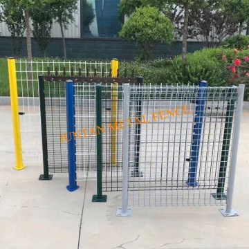 BRC 75x300mm Roll Top Wire Fencing For Playground