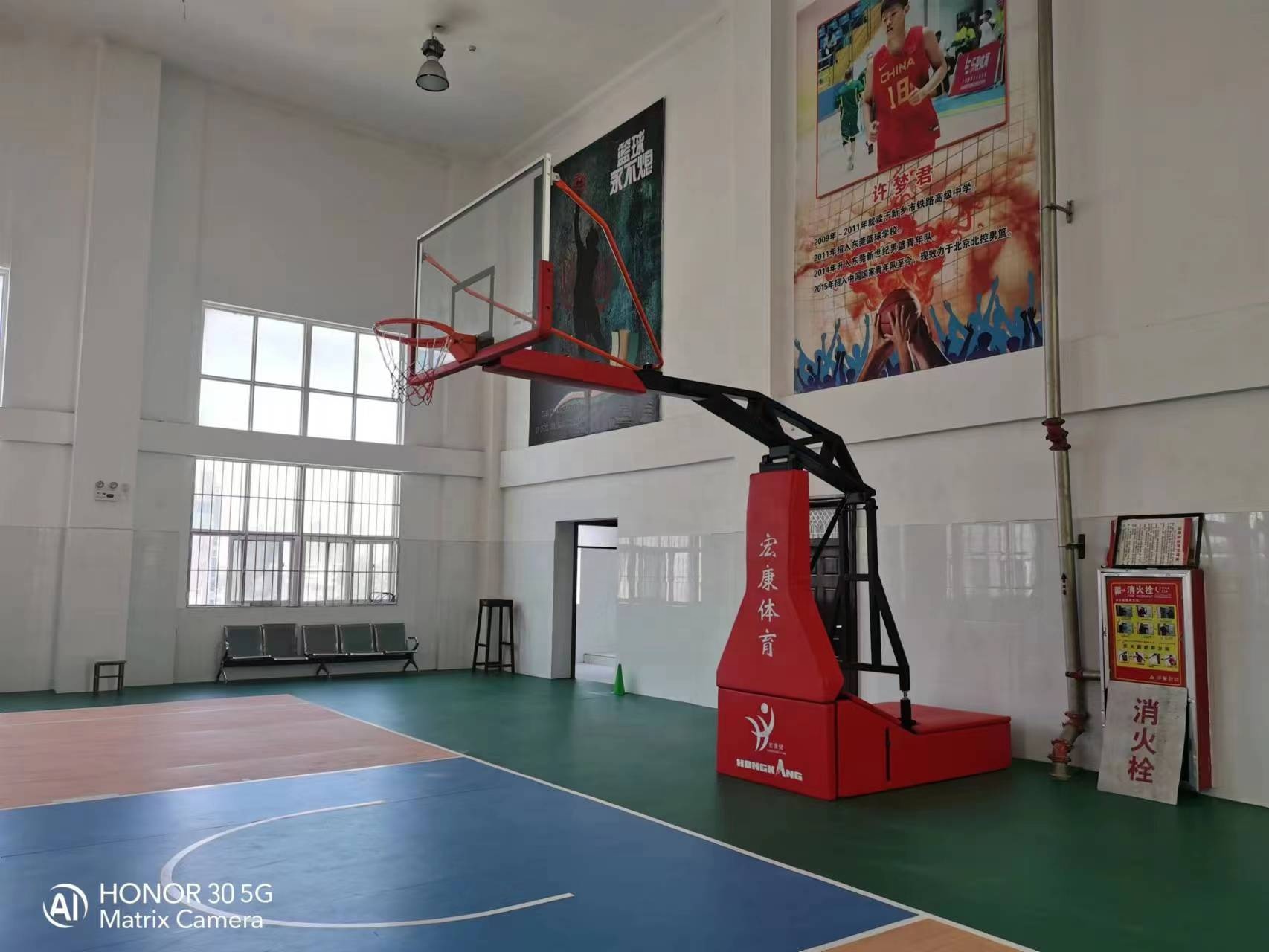 Adjustable Height Hydraulic Basketball Stand
