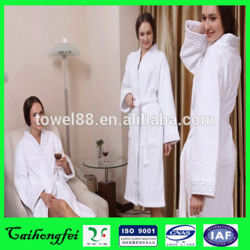 China cheap cotton hotel luxury waffle bathrobe