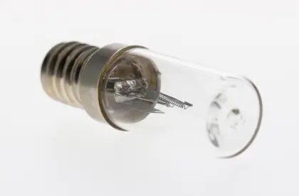 E14/E17 germicidal lamp used in toothbrush sterilizer UV3