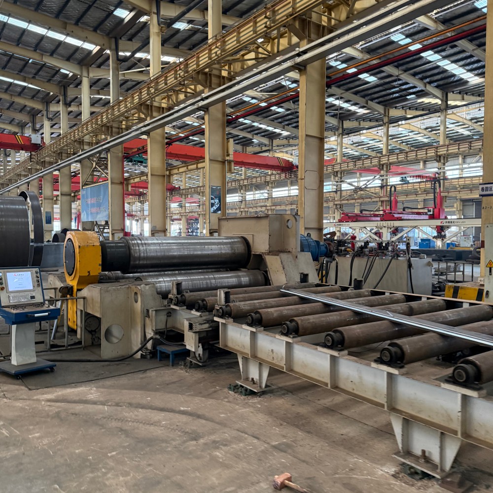 80mm Thick Four-Roll Plate Bending Machine (2)