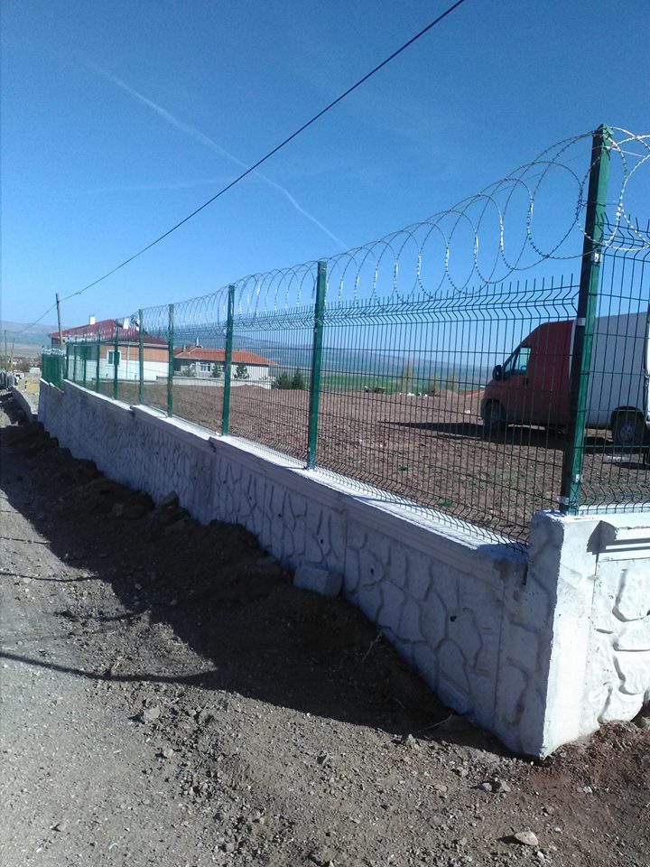 square post fence (36)