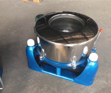 Drying clothes used hydro extractor machine