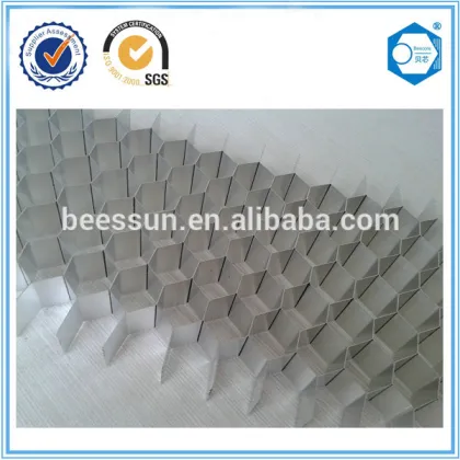 Aluminum honeycomb core board