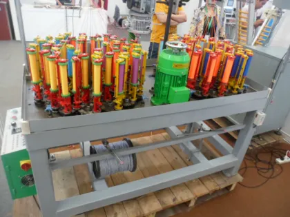 Round braiding machine