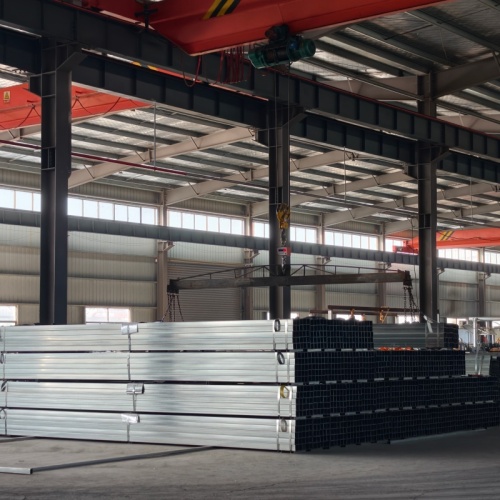 Verzinktes Vierkantrohr 98*98*1,2 mm