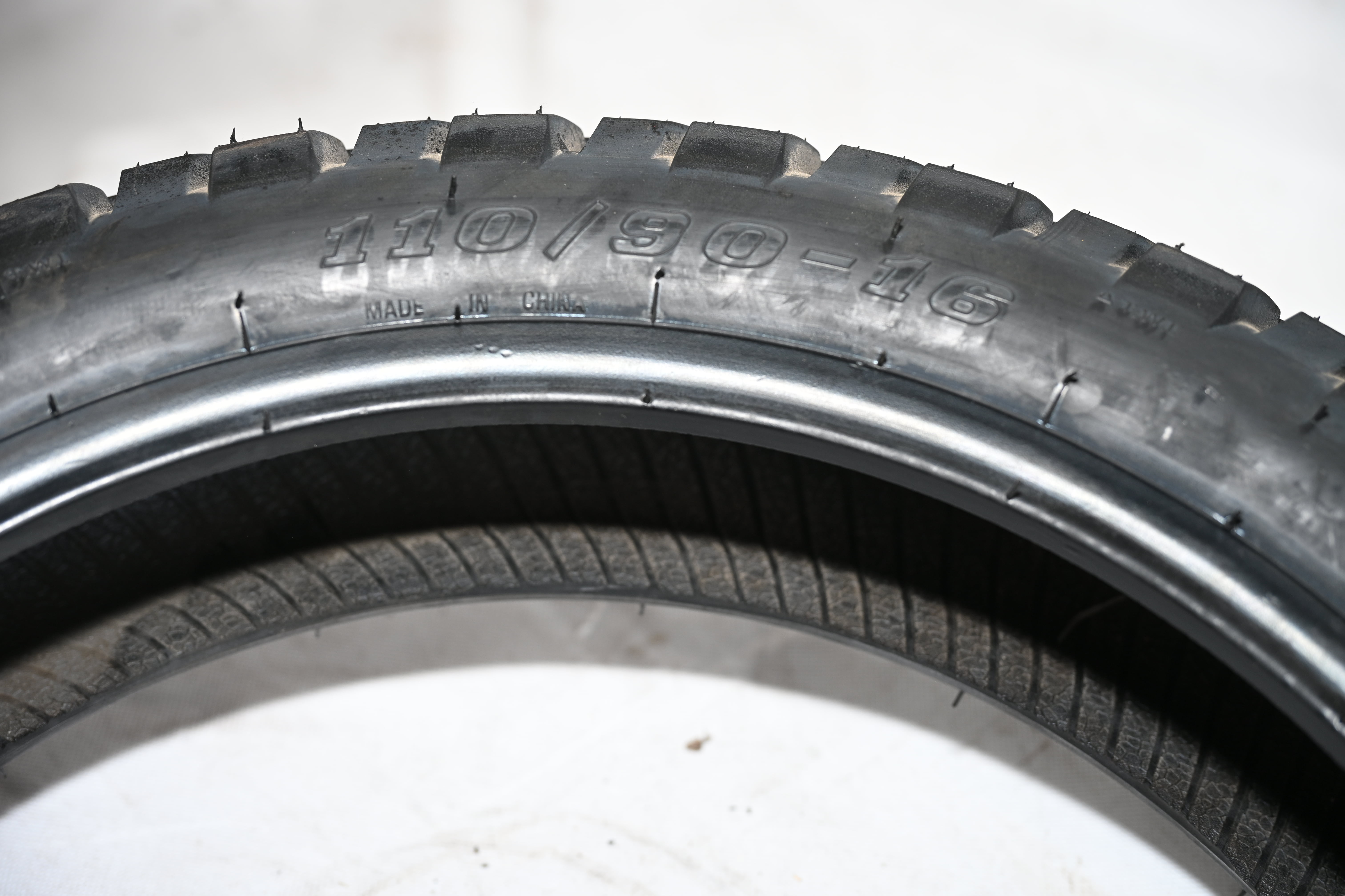 Electric tricycle tire