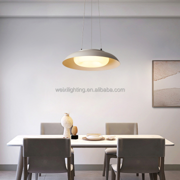 Nordic LED Chandelier Dekorasi Sederhana Red Light Round Chandelier Modern
