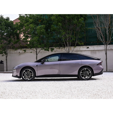 Luxury electric car Xpeng P7