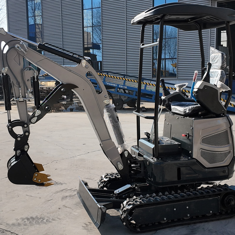 18C mini excavator 122