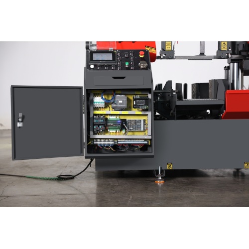 Sistema di caricamento modulare automatico M2 330C per sega