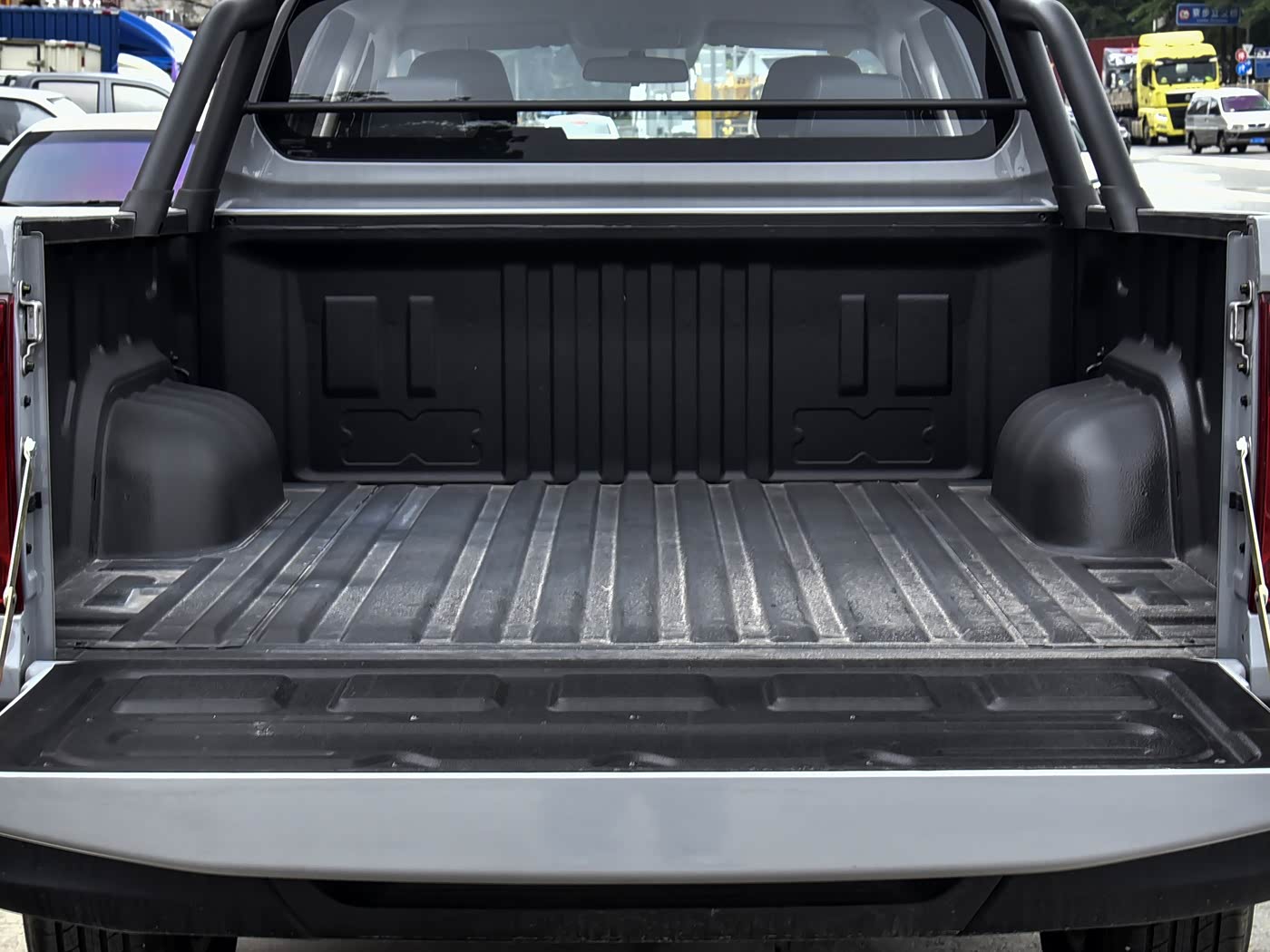 Motor Four-Wheel Drive Standard Box