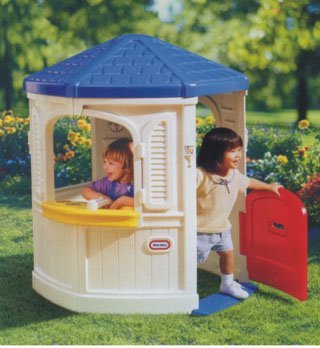 Outdoor Kids Play Garden Pentagon Plastic Cubby House For Games