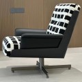 Cómoda silla reclinable con estructura de madera para sala de estar