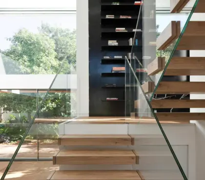 MS2025 Contemporary Floating Stair with Glass Rail