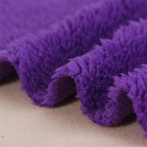 Un lado Shu Velveteen Fleece Fabric