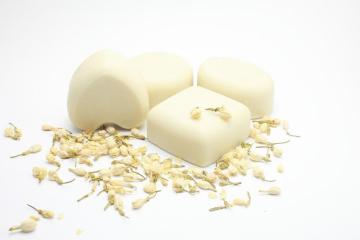 Soap use natural zeolite